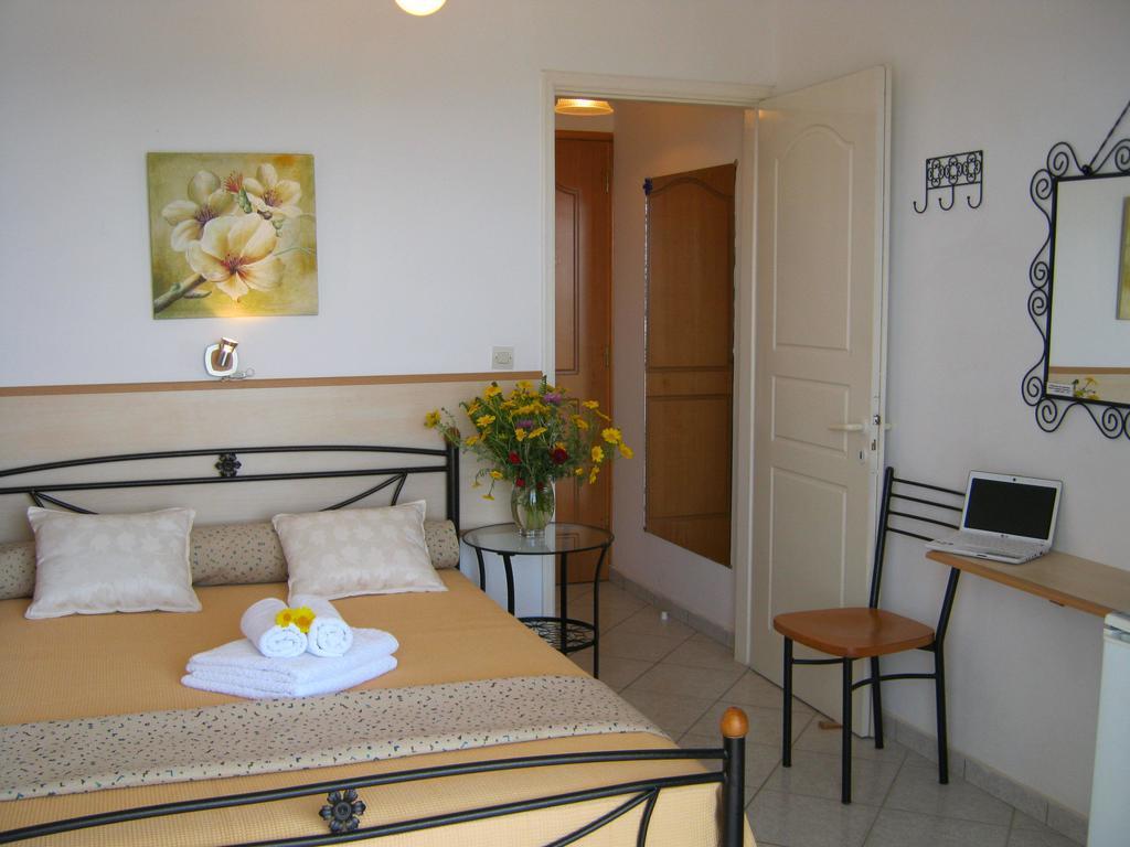 Neapoli Rooms Neápolis Cameră foto